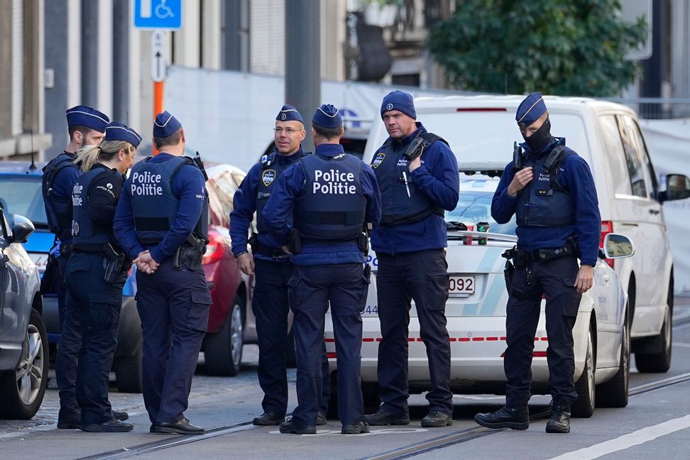 Polis i Bryssel under en tidigare insats 2023. Arkivfoto. Martin Meissner/AP/TT