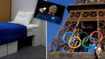 Simone Biles är en av dem som sågat kartongsängarna under OS i Paris. Till vänster: Bild på kartongsäng från OS i Tokyo 2021. Foto: Francisco Seco/Jae C. Hong/Charlie Riedel/AP/TT