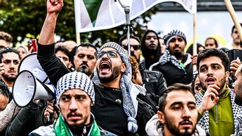 Arkivbild. På svenska gator ökar stödet för terrororganisationer, skriver Christoffer Jonsson. Foto från en palestinademonstration. Foto: Henrik Montgomery/TT