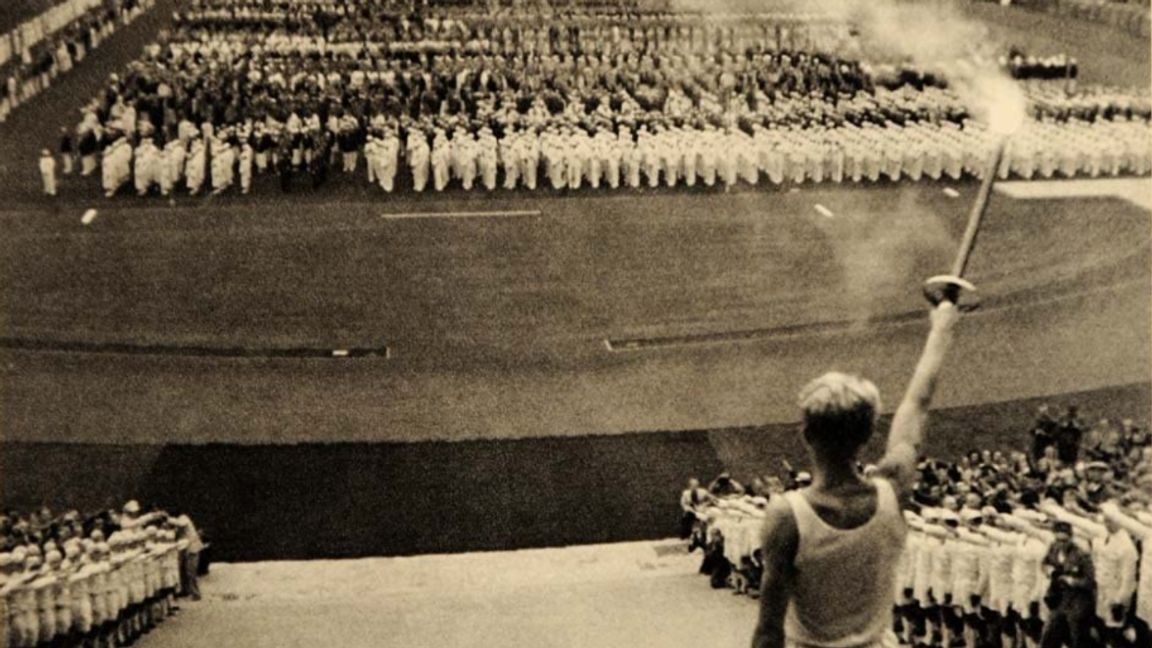 En av Leni Riefenstahls många suggestiva bilder från olympiaden i Berlin. Foto: imdb