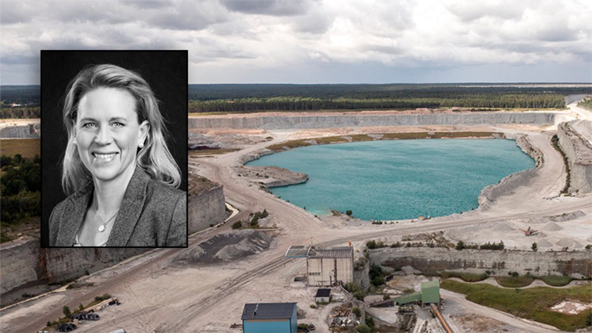 Svemins kommunikationschef Emma Härdmark. Kalkbrott vid Cementas fabrik i Slite på Gotland. Foto: Pressbil Svemin och Karl Melander/TT