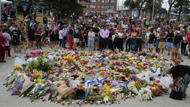 Av någon mystisk anledning är många rädda för islam. Bondi Beach, Australien. Foto: Mark Baker / TT