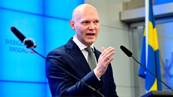 Finansmarknadsminister Niklas Wykman (M). Regeringen föreslår sex års fängelse för illegal hawalaverksamhet. Foto: Jonas Ekströmer/TT