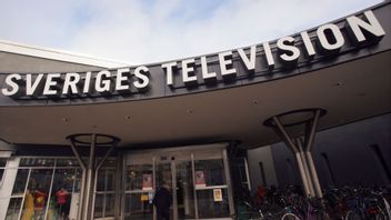 Bild på entrén till SVT:s byggnad i Stockholm. Foto: Fredrik Sandberg/TT