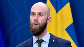 Minister för civilt försvar Carl-Oskar Bohlin leder arbetet med att stärka skyddet för civilbefolkningen genom det svensk-finska samarbetet. Foto: Axel Narving/TT 