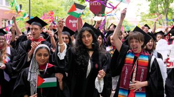 När Harvards studenter får tid över från sin aktivism så studerar de ibland. Foto: Charles Krupa / TT