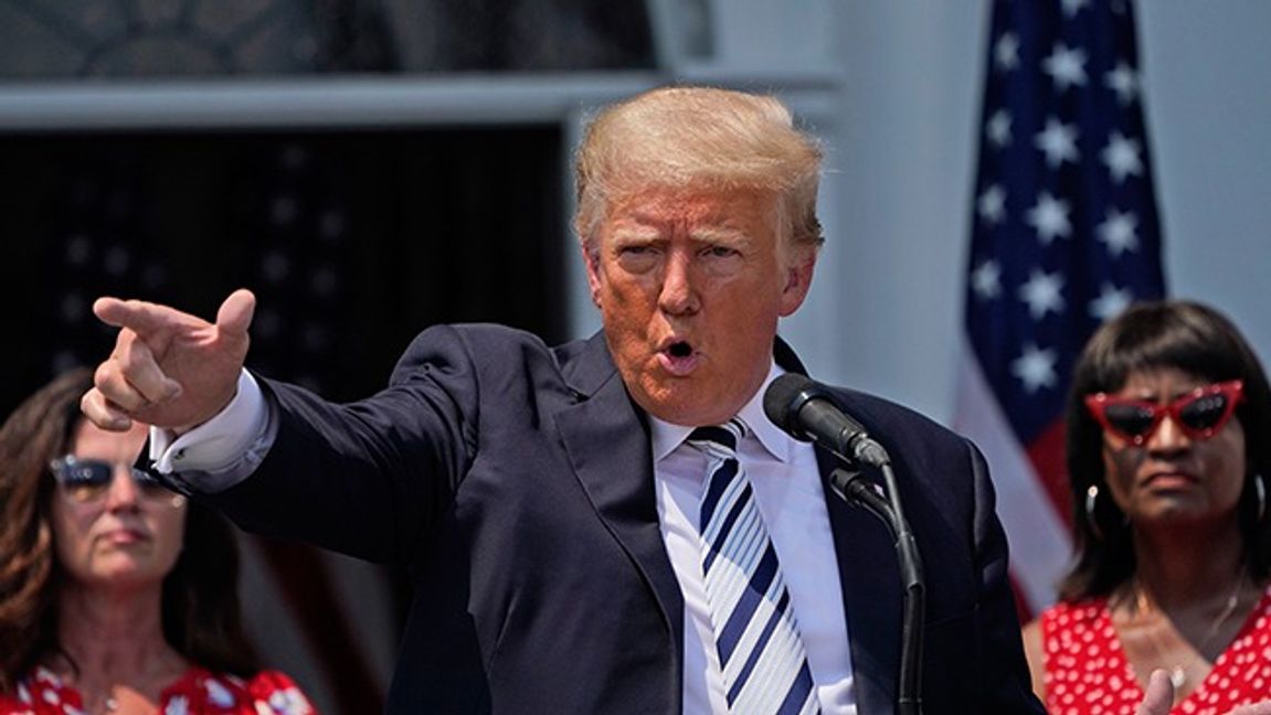 Trump håller tal på Trumps golfklubb i Bedminster, New Jersey, under onsdagen. Foto: Seth Wenig/AP/TT.
