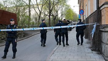 En man sköts till döds på Södermalm. Nu häktas en person misstänkt för mord. Foto: Janerik Henriksson/TT