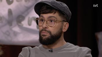 Simon Superti i Skavlan & Sverige. Foto: SVT