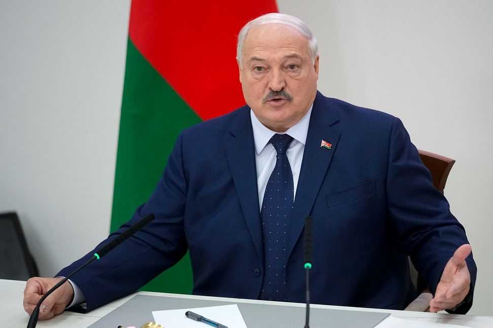 Belarus auktoritäre president Aleksandr Lukasjenko på bild från i januari. Pavel Bednyakov/AP/TT