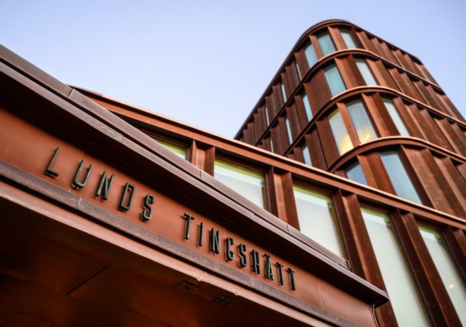 En 48-årig man döms för mordet på en man i 20-årsåldern i Lund den 31 maj förra året. Arkivbild. Johan Nilsson / TT