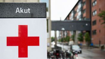 Den unga LSS-patienten tvingades åka ambulans till sjukhuset efter att ha väntat en hel dag på sjuksköterskevård. Genrebild. Foto: Emil Langvad/TT