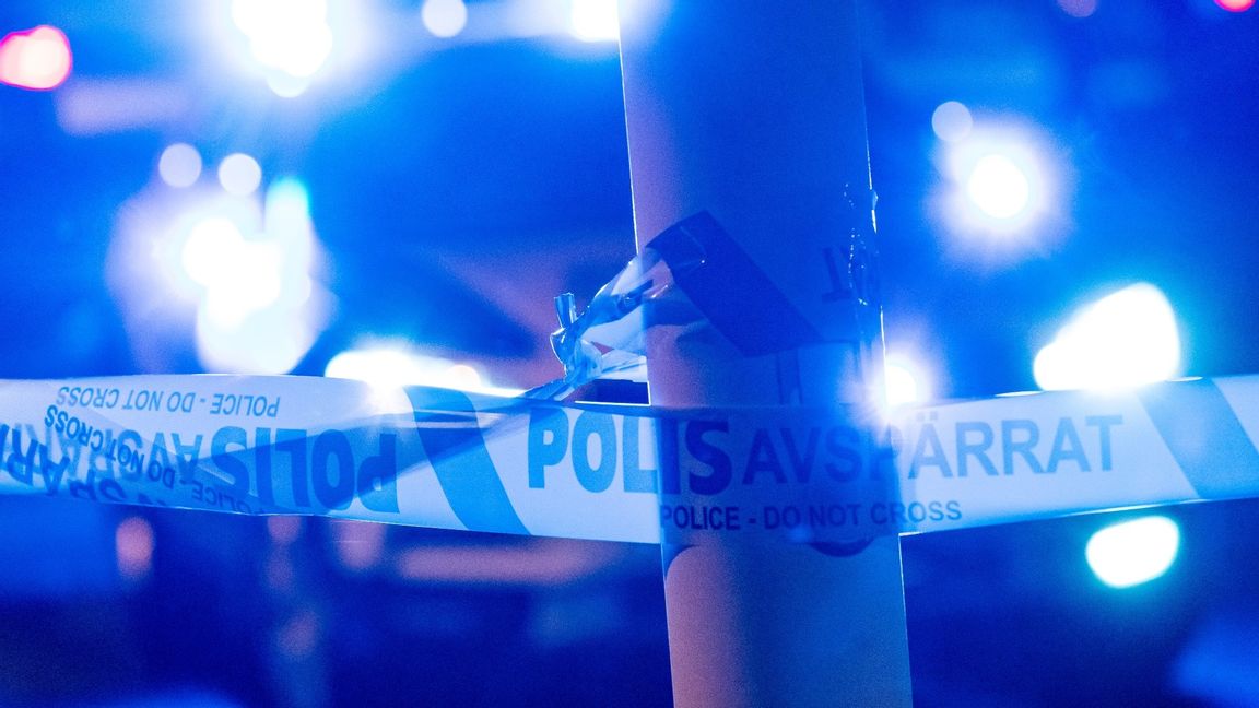 Polisen har inlett en förundersökning om mord, sedan en man som hittats skadad har avlidit. Arkivbild. Foto: Johan Nilsson/TT