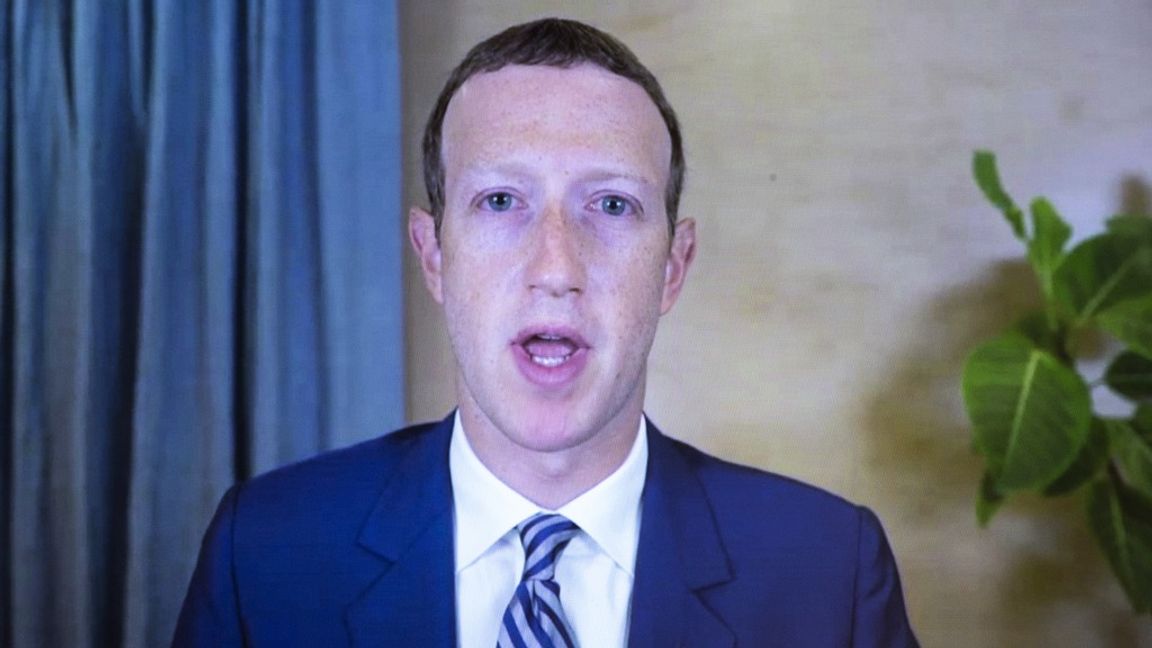 Mark Zuckerberg, vd för Facebook, när han vittnar inför den amerikanska senaten.
Foto: Michael Reynolds/AP.