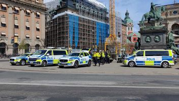 Stor polisbevakning inför norska kronprinsparets ankomst till Stockholm. Foto: Tomas Hedlund