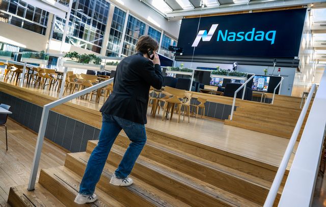 Stockholmsbörsen klättrar uppåt i öppningen. Arkivbild. Foto: Claudio Bresciani/TT