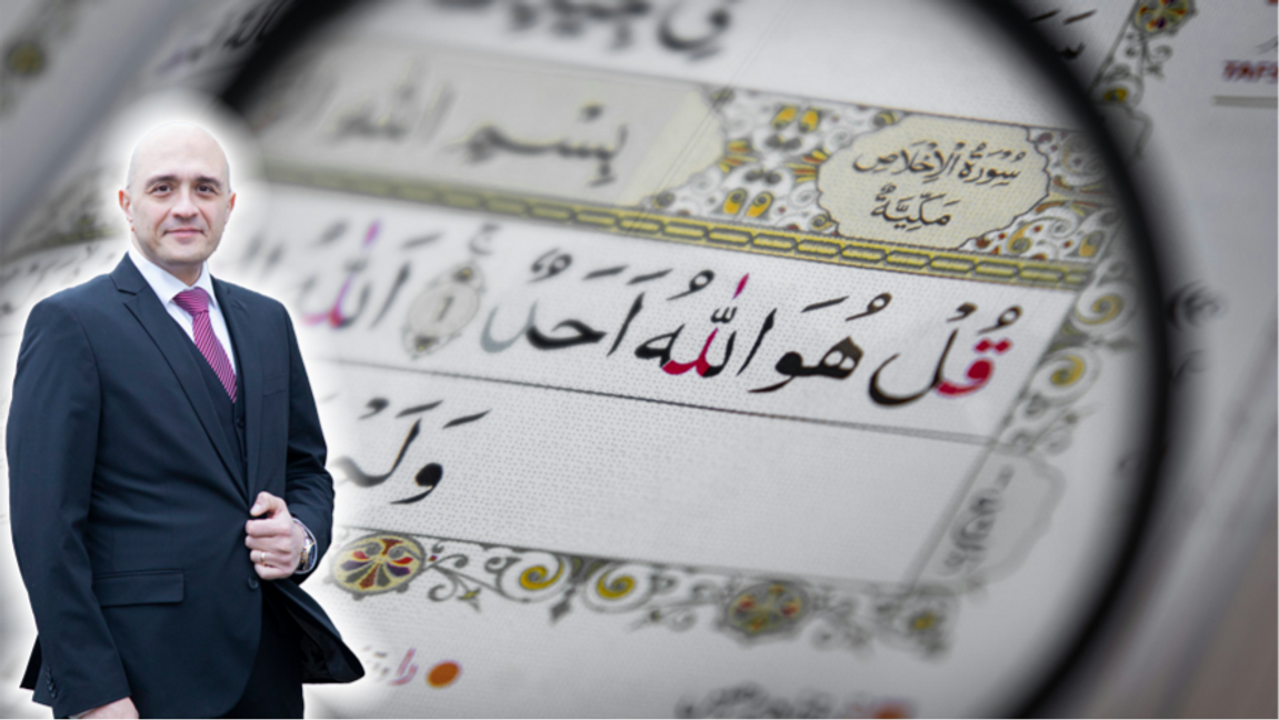 Det gäller att läsa mellan raderna. Speciellt om det som står på raderna är sådant man inte vill läsa. Foto: Muhammad Amaan, Unsplash