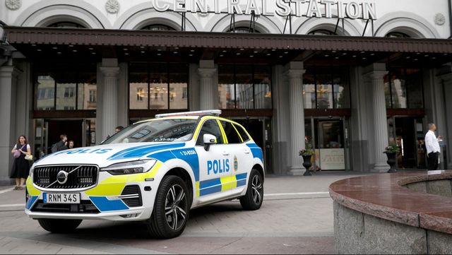 Två personer begärs häktade efter bomblarmet på Stockholms central i onsdags. Foto: MICKAN MÖRK/TT