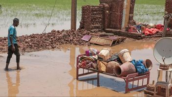 Infrastrukturen och byggnationer i Afrika är ofta lågt utvecklad. När naturkatastrofer som översvämningar slår till. Foto: AP