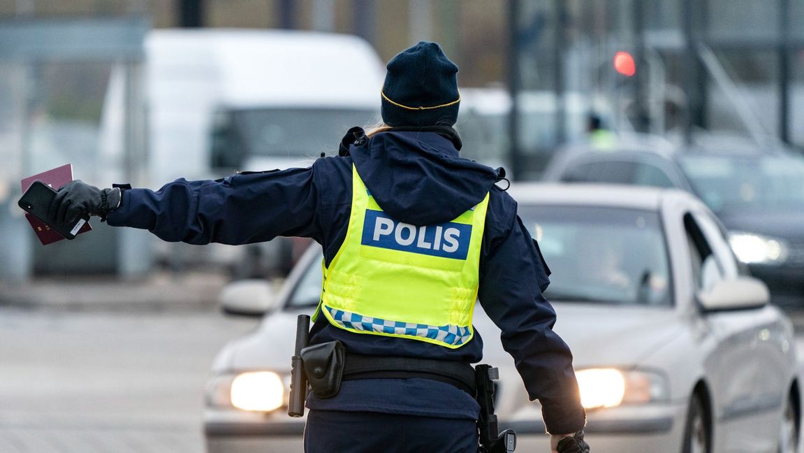 14-åringen greps i samband med en poliskontroll i Haninge. Foto: Johan Nilsson/TT