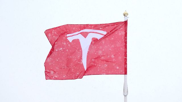 Genrebild. Tesla i Segeltorp, södra Stockholm. Foto: Jessica Gow/TT