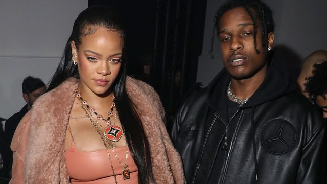Artistparet Rihanna och Asay Rocky på en modemässa i februari. Foto: Vianney Le Caer/AP/TT