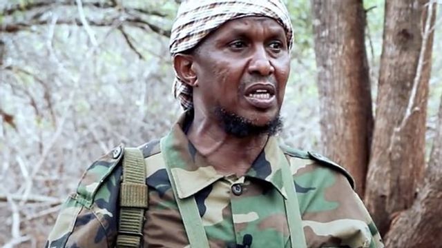 Fuad Mohamed Khalaf, även kallad Fuan Shangole, är internationellt efterlyst och jagas för terrordåd i Somalia. Foto: Bilden uppges vara tagen av Al-shabaab i somras.