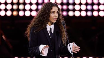 Gina Dirawi på Kristallengalan 2023 på Cirkus i Stockholm. Foto: Christine Olsson / TT