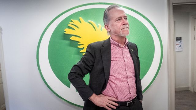 För den som vill köpa MP efter nästan val kommer det att bli dyrt. Daniel Helldén är duktig på att förhandla och är öppen för olika styren. Foto: Magnus Hjalmarson Neideman/SVD/TT