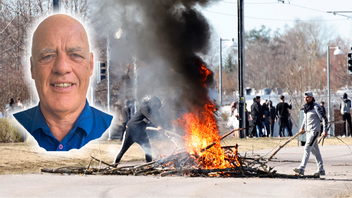 Tack, men vi har nog med mångkultur så det räcker och blir över. Foto: Stefan Jerrevång/TT