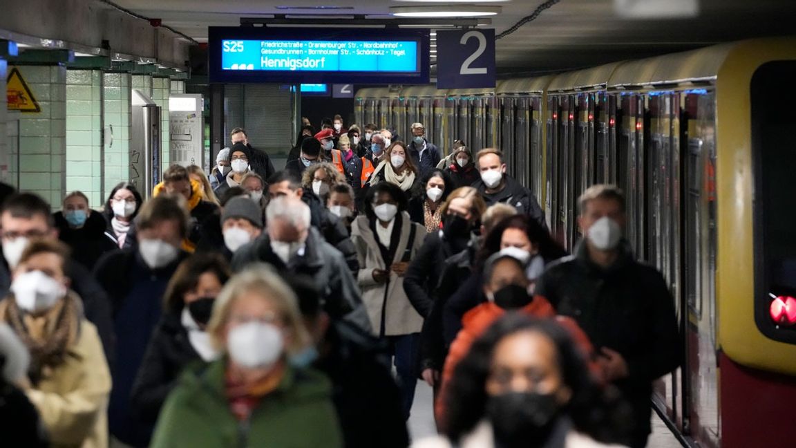 Framtidstron lyfter i Tyskland trots ökad smittspridning under vintern. Arkivbild. Foto: Markus Schreiber/AP/TT