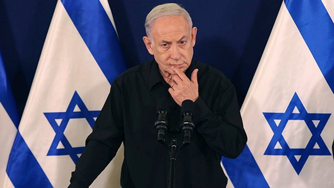 Benjamin Netanyahu varnar för en lång och utdragen konflikt. Foto: Abir Sultan/AP/TT