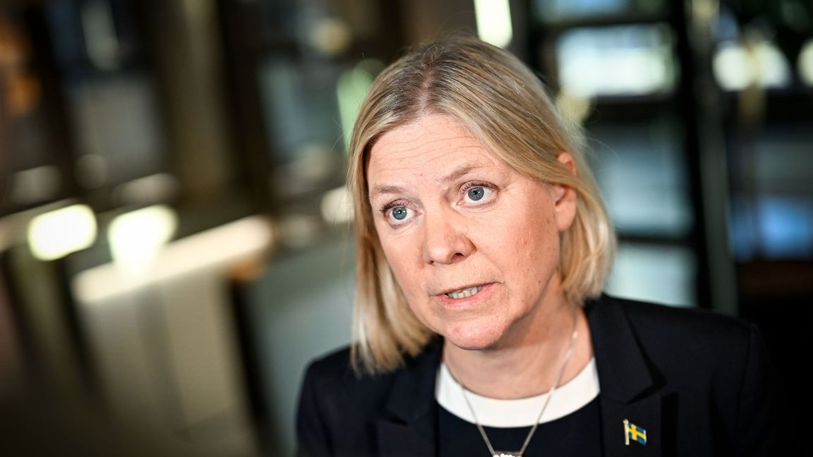 Socialdemokraternas partiledare Magdalena Andersson. Partiet får nu hantera miljonböter efter Spelinspektionens beslut om Kombilotteriet. Foto: Pontus Lundahl/TT
