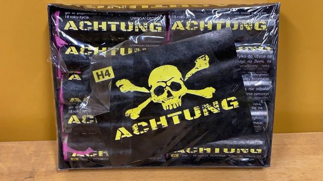 Beslagtagen pyroteknik. Foto: Tullverket