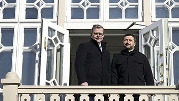 Finlands premiärminister Petteri Orpo med Ukrainas president Volodymyr Zelenskyj i Helsingfors den 19 mars. Bild: Antti Aimo-Koivisto/Lehtikuva via AP