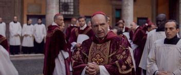 Ralph Fiennes i ”Konklaven”. Foto: Courtesy of Focus Features