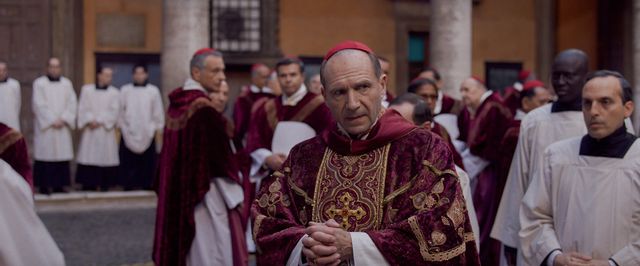 Ralph Fiennes i ”Konklaven”. Foto: Courtesy of Focus Features