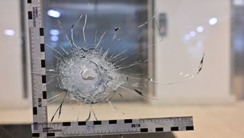 C Gambino sköts till döds efter att han parkerat sin bil i närheten av sitt hem, enligt polisen. Foto: Björn Larsson Rosvall/TT.