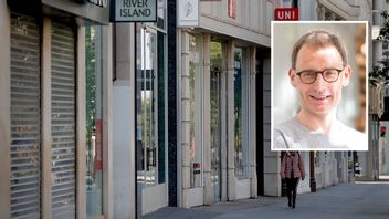 Neil Ferguson är skeptisk till den nya studien. Hans modelleringar influerade den brittiska nedstängningsstrategin som tvingade människor att hålla sig i hemmet i omgångar. Foto: Frank Augstein/AP