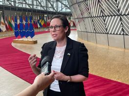 Utrikesminister Maria Malmer Stenergard på väg in till måndagens EU-möte i Bryssel. Foto: Wiktor Nummelin/TT