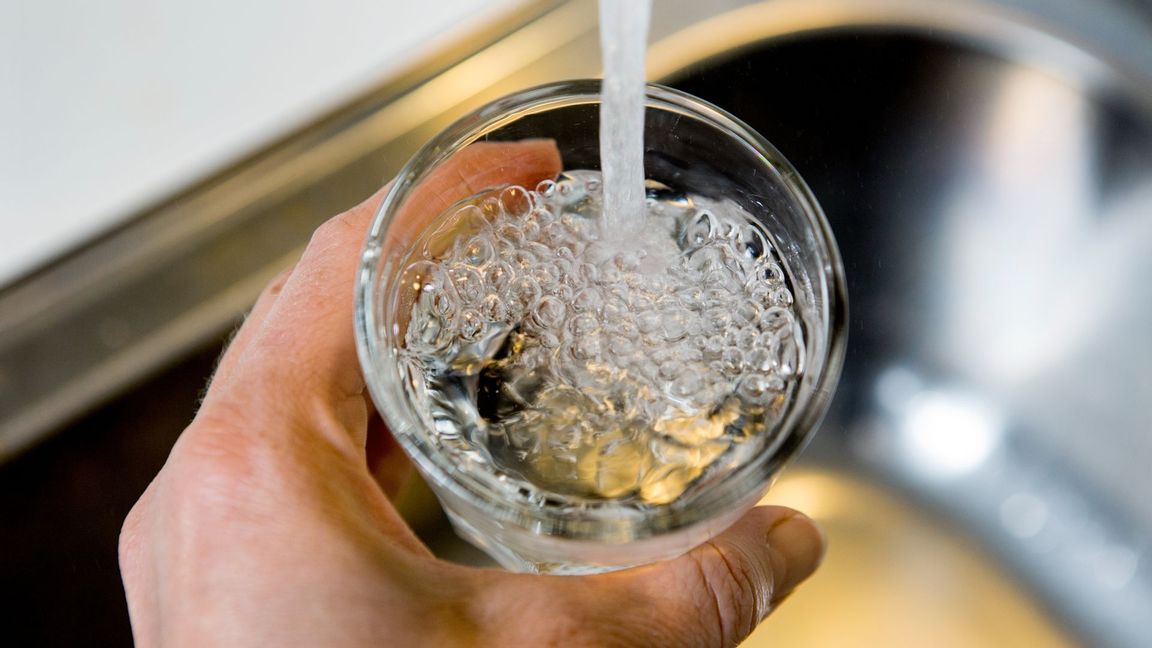 Dricksvattnets kvalitet i Östersund kontrolleras regelbundet. Foto: Christine Olsson/TT 