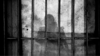 ”Din dom har laga kraft och kan inte överklagas”. Foto: Ye Jinghan, Unsplash