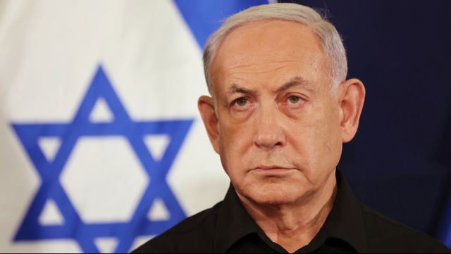 Israels premiärminister Benjamin Netanyahu tror inte på ett eldupphör utan att Hamas släpper alla de som tagits som gisslan. Arkivbild. Foto: ABIR SULTAN/AP/TT