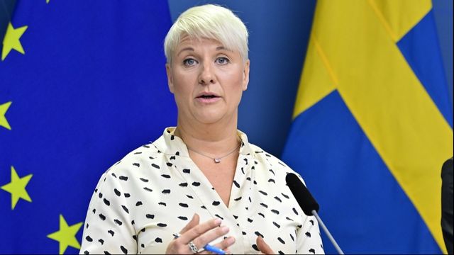 Föräldrapenningen reformeras: Fler dubbeldagar och flytt av ersättning