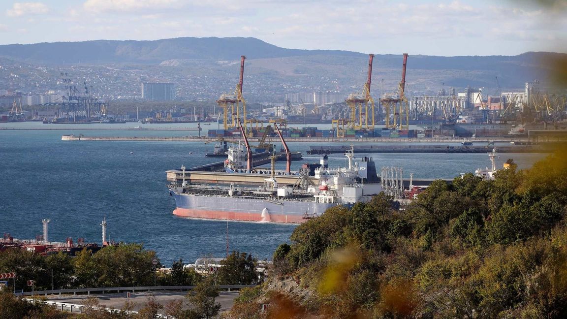 Hamnen i Novorossiysk i Ryssland. Foto: AP/TT