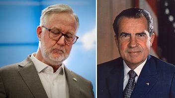 Liberalernas avgående partiledare Johan Pehrson och USA:s 37:e president Richard Nixon. Foto: Anders Wiklund/TT/Public Domain