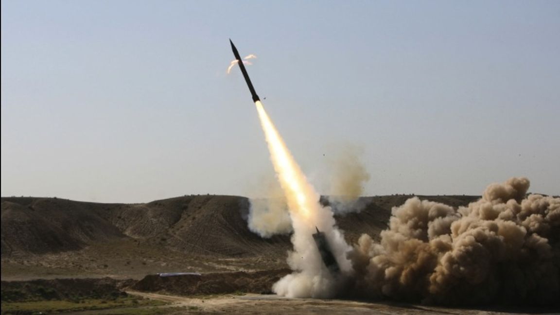 Bild på iransk missil. Foto: Ali Shayegan/REUTERS/Fars News/TT