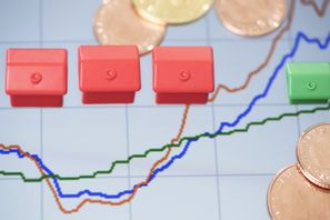 Hushållen förväntar klirr i kassan i form av lägre räntekostnader. Arkivbild Foto: Fredrik Sandberg/TT