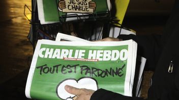 Charlie Hebdo har blivit känt för att aldrig undvika att kritisera någon, inte ens efter en terrorattack mot tidningen. Foto:Lionel Cironneau/TT
