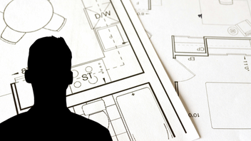 En bygglovshandläggare i Sollentuna godkände ärenden för en fastighetsägare han samtidigt hade en hemlig relation med. Montage. Foto: Pexels